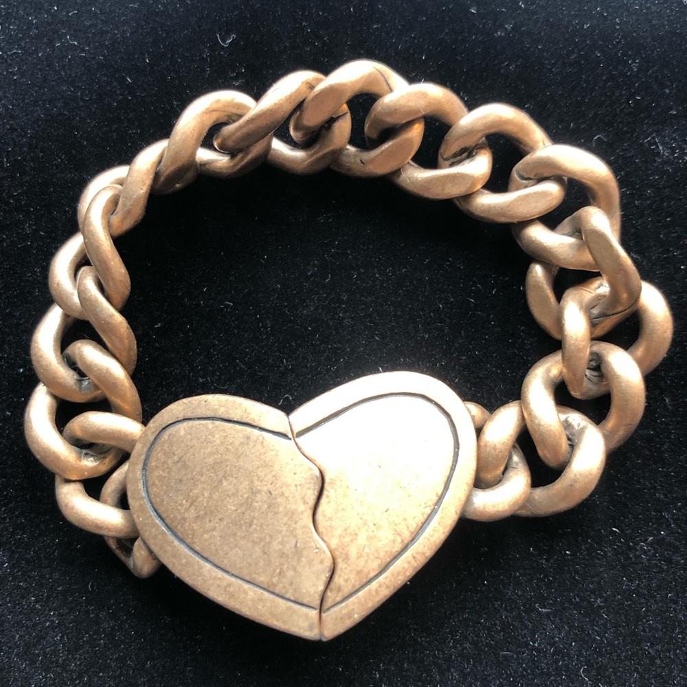 Vintage Y2K Guess Antiqued Broken Heart Chunky Chain Link Bracelet
